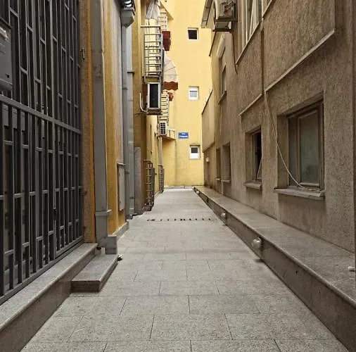 Martha's Place Drac * Podgoriçe