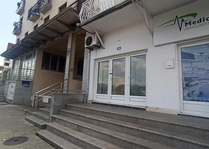 Martha's Place Drac * 波德戈里察